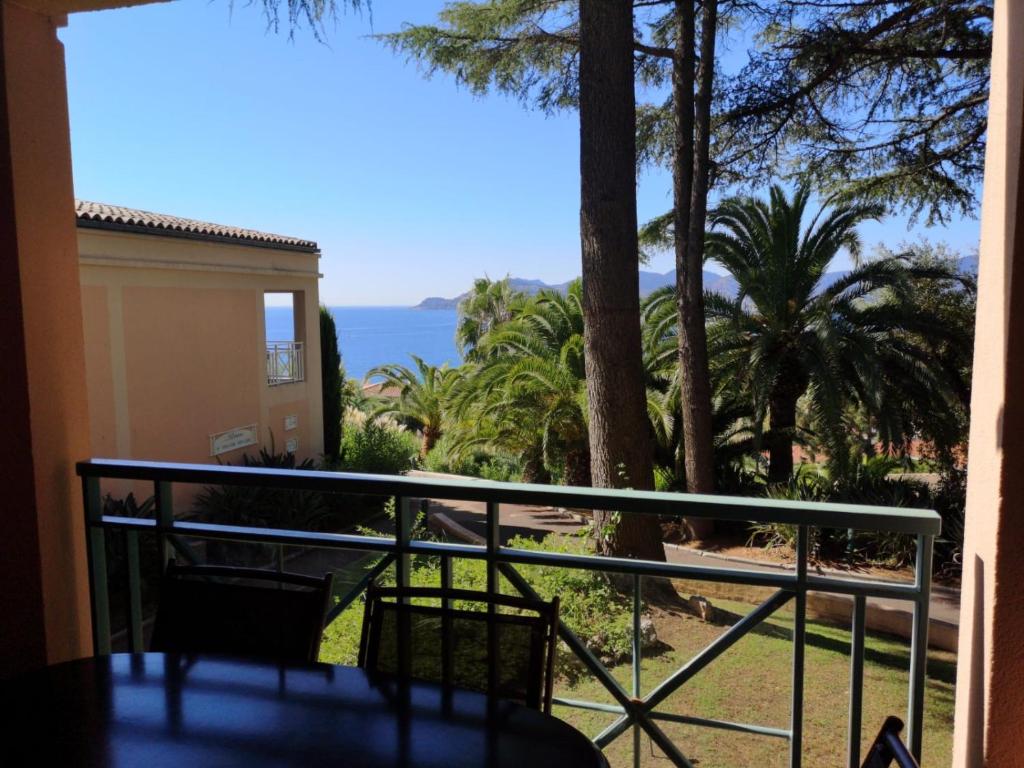 Flo & Rose Azur - Duplex vue mer terrasses piscine jardins parking, Cannes