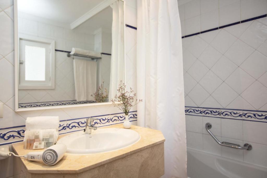 Gavimar Cala Gran Hotel and Apartments — Cala d´Or, Balearic Islands