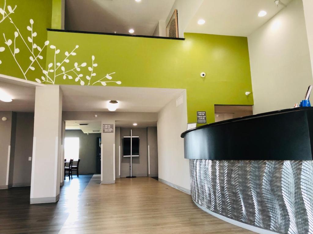 Lobby, Hathaway Inn in Panama City (FL)