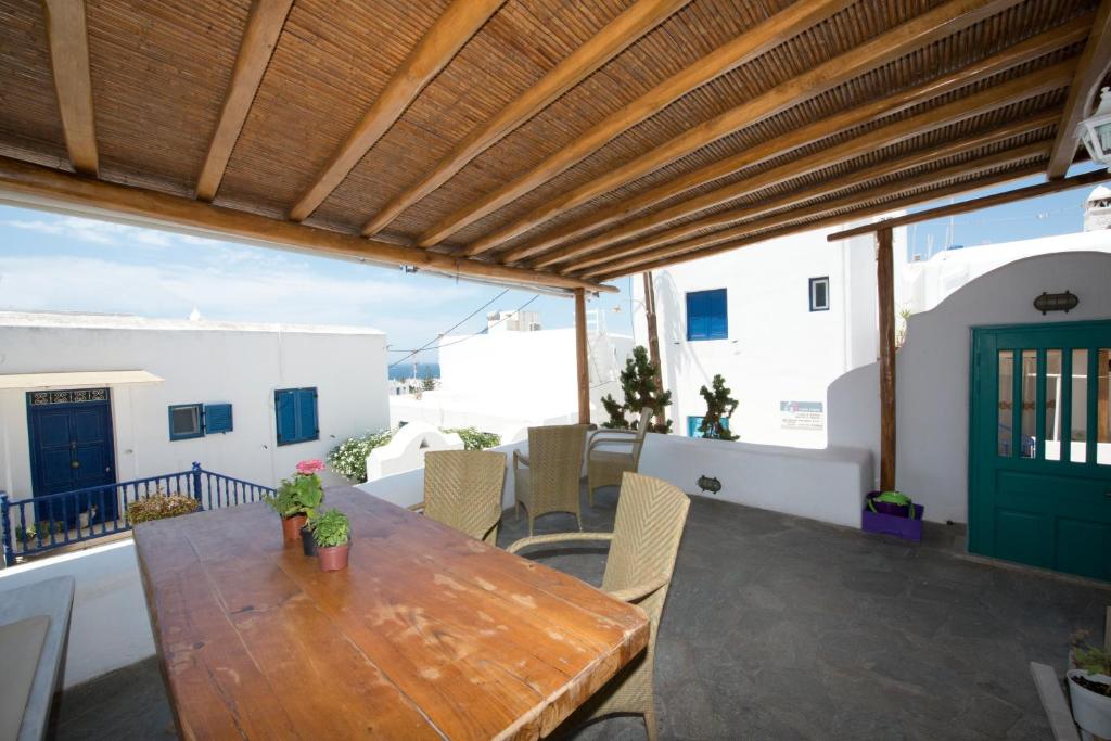 Hibiscus Rosa Mykonos photo