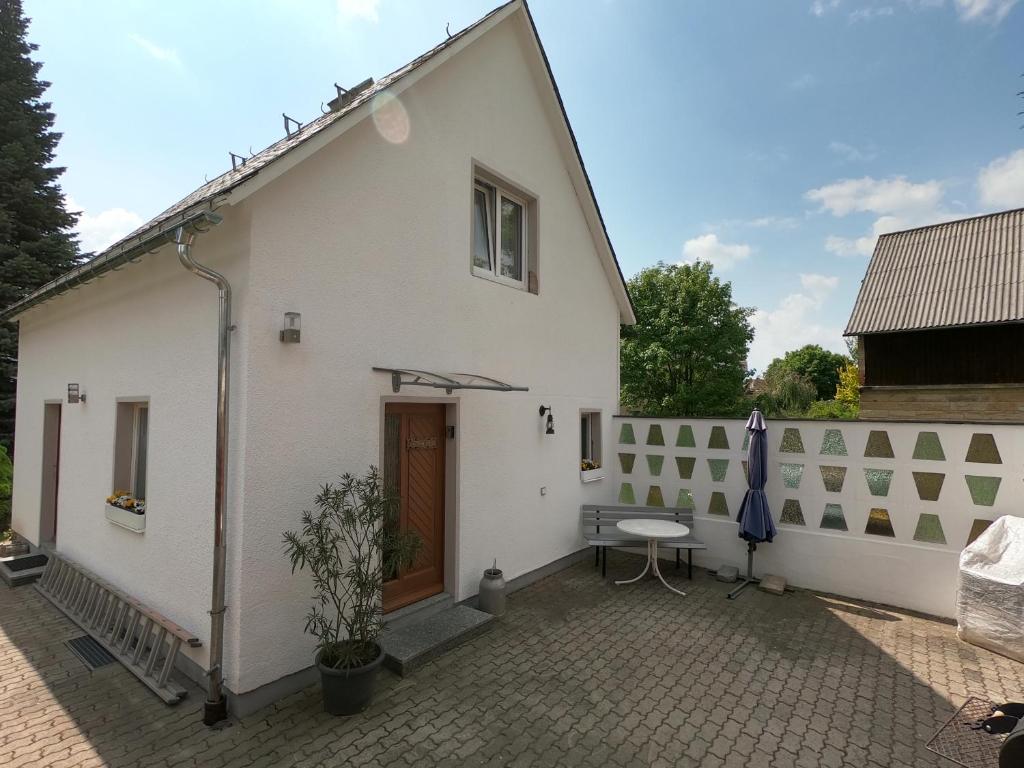 "Onkel Tom's Hutte" — Hotel in Sebnitz