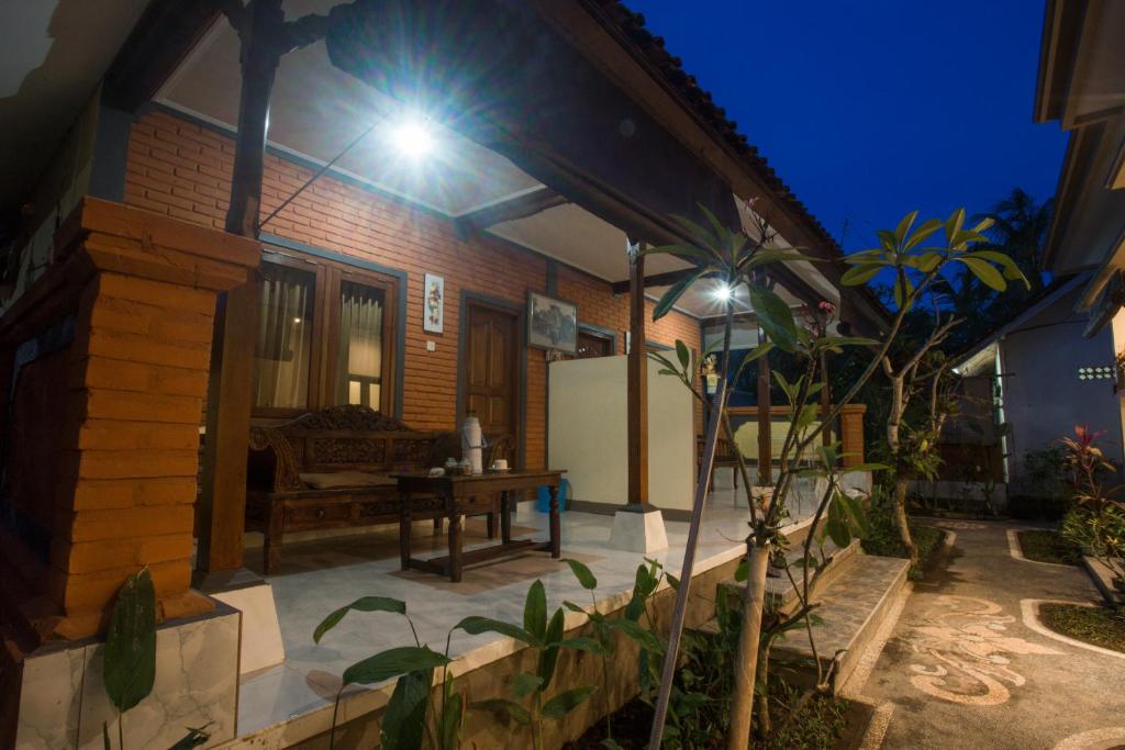 Monka House photo