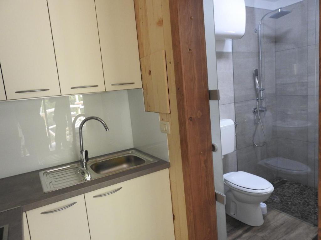 Pocitniski hisici - Small holiday houses 9