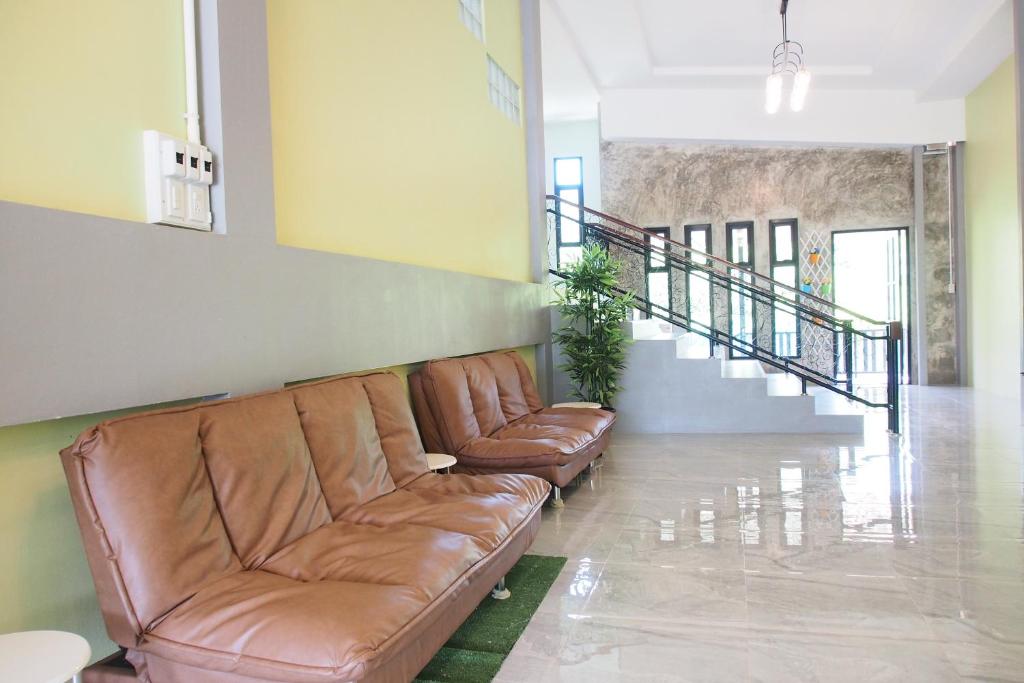 フロント・ロビー