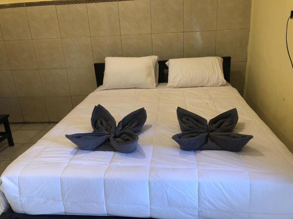 Puri Alit guest house photo