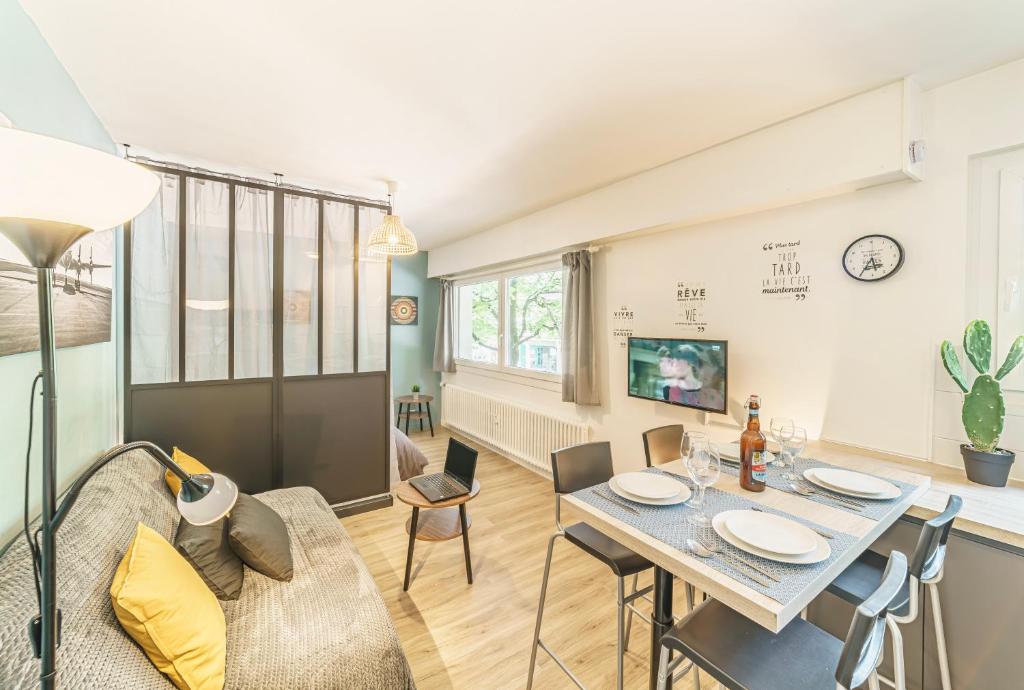 Cosy Studio 108 - Chambéry centre - Stationnement - Gare - 2