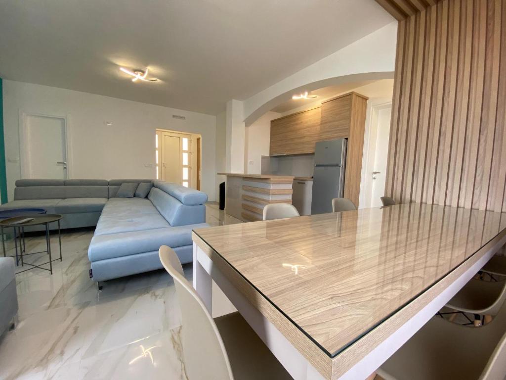 B&T Apartments - 4