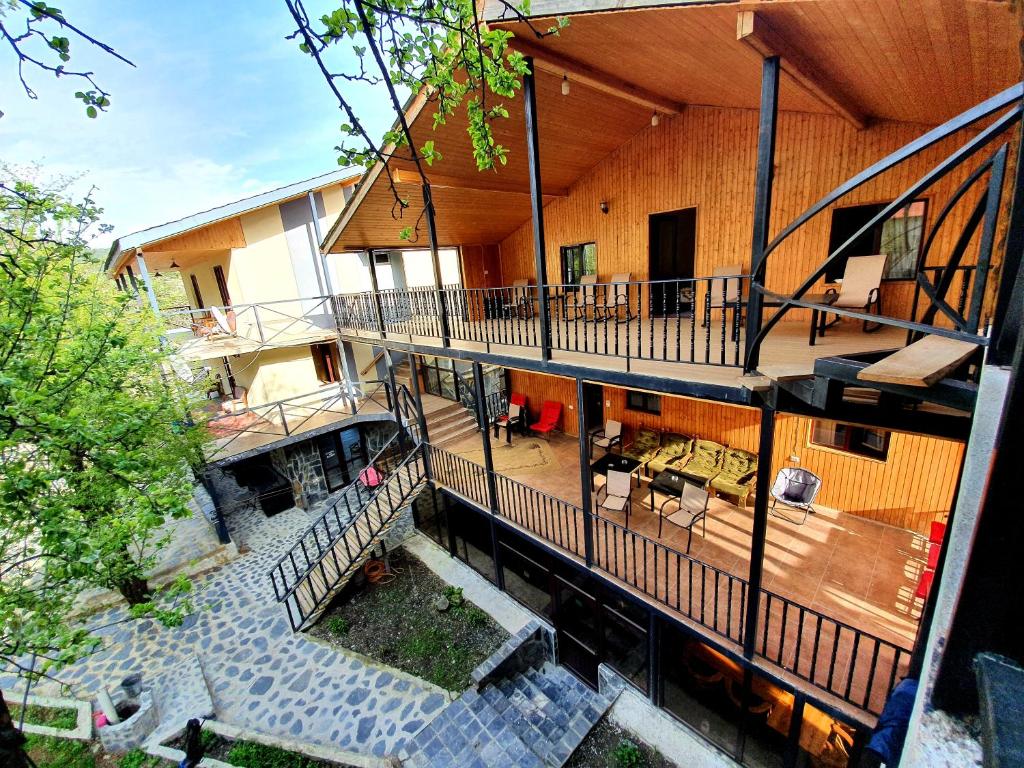 Nino Ratiani's Guesthouse photo