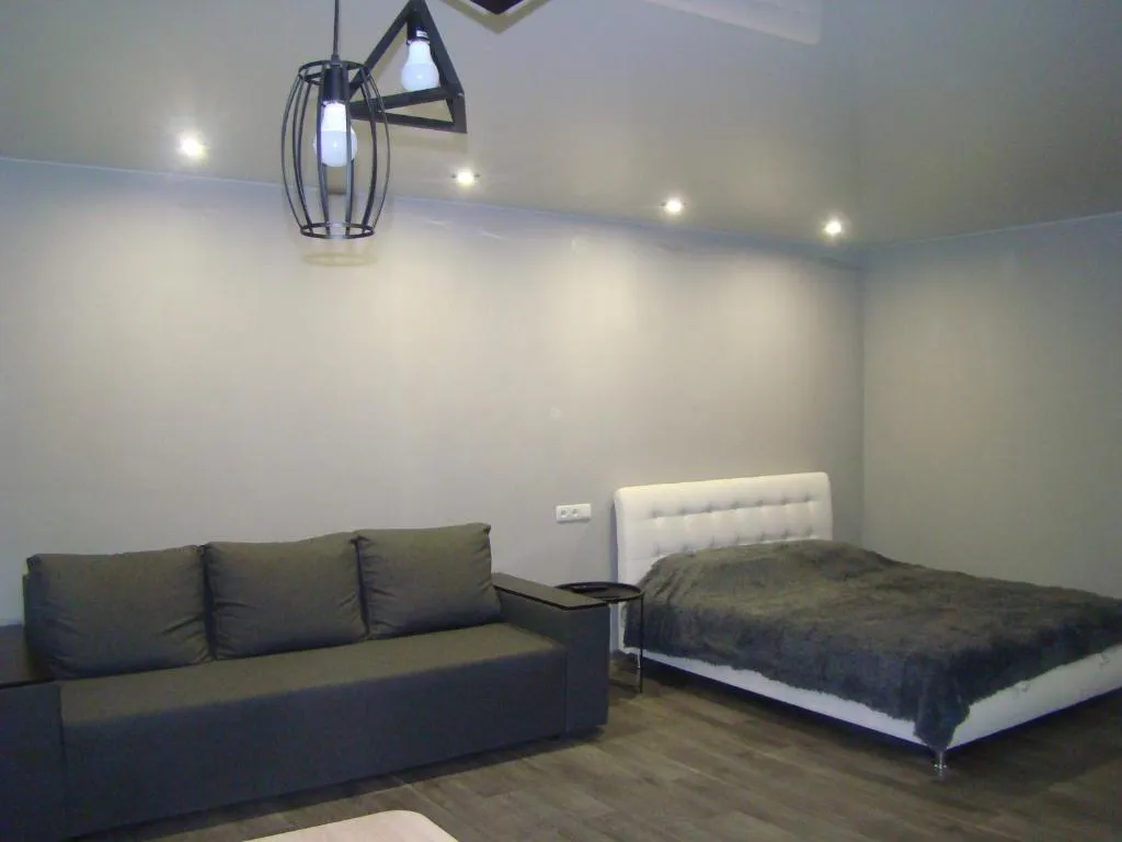 Квартира студия в центре Чернигова wi-fi, Hotel in Tschernihiw