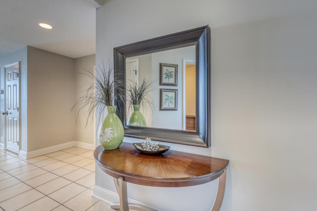 The Lighthouse Condos photo
