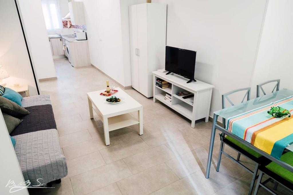 Elegant Apartment in Conil de la Frontera - 35 m² + Parking - 1