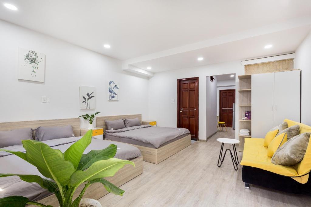 Dlux Saigon, Ho Či Minovo Město