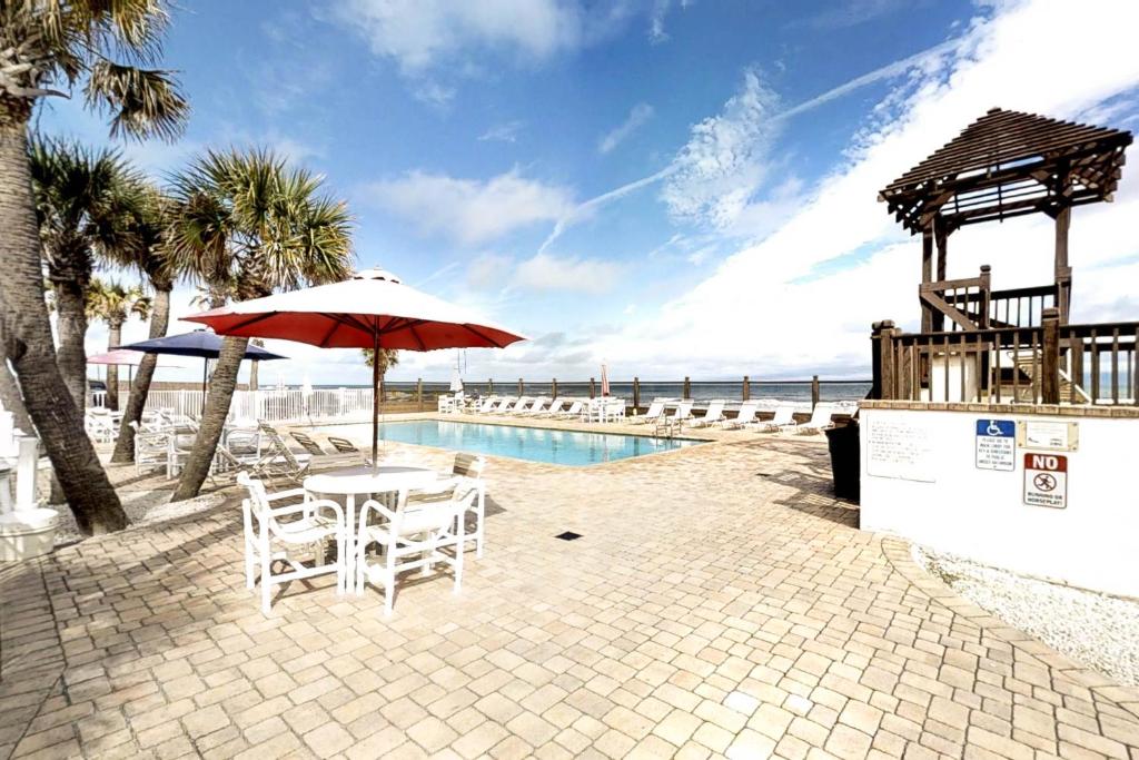 Sweet Retreat by the Sea — Hotel in Daytona Beach (FL)
