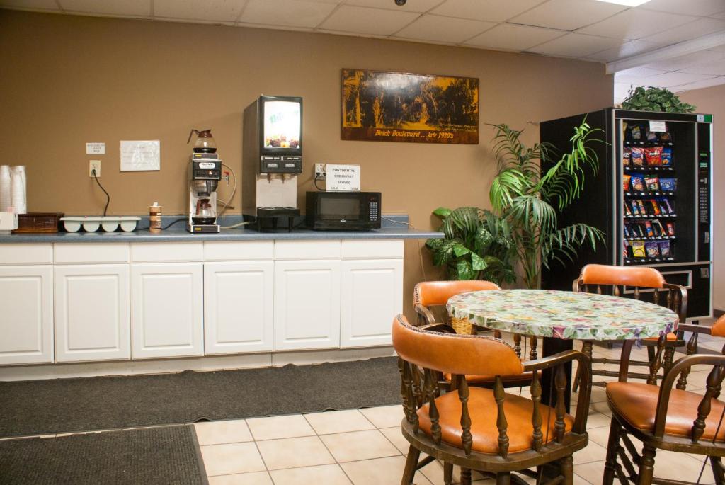 Pub/Lounge