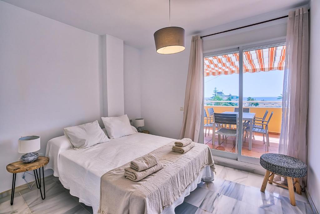 Sur Suites Torremolinos - 4