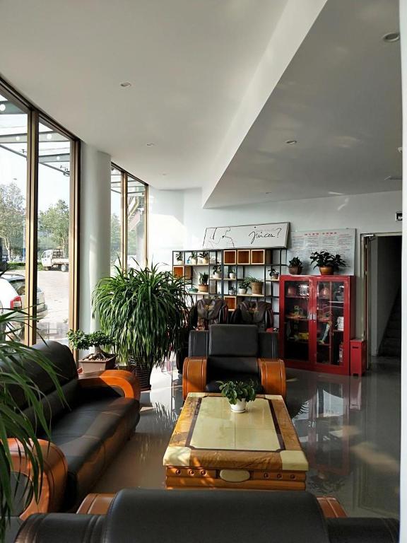 2. 7 데이즈 프리..