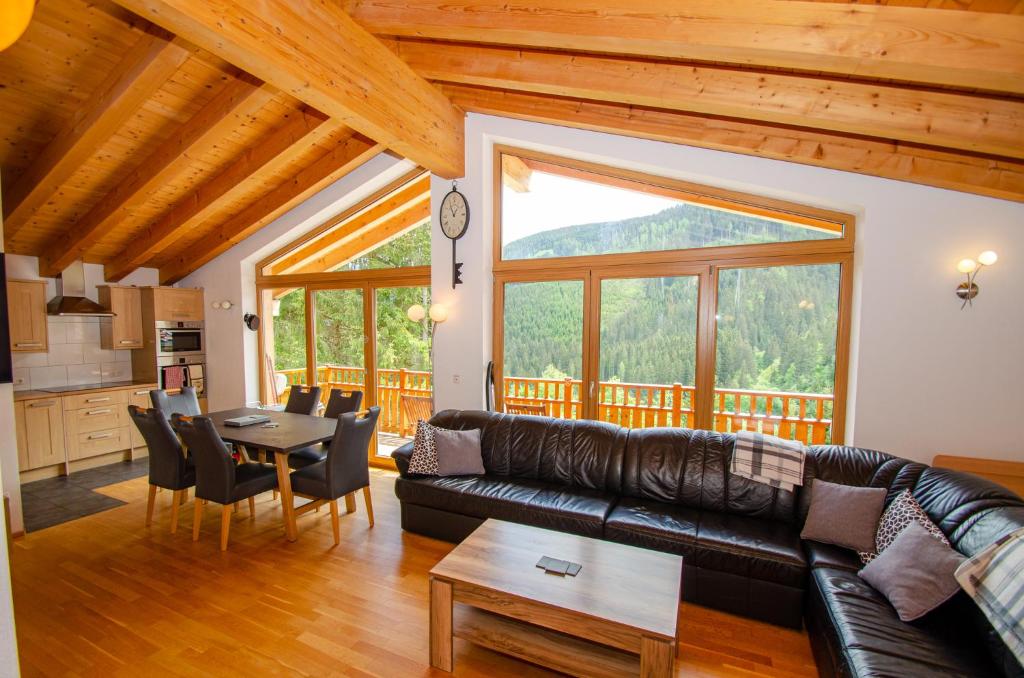 Ski Chalet Jim by All in One Apartments photo