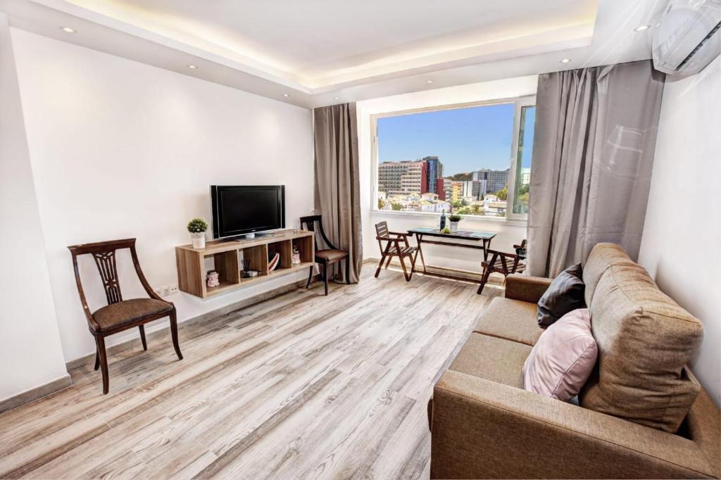 Benalmádena Apartamento amplio, soleado y con vista panorámica a 400 metros de la playa - 5