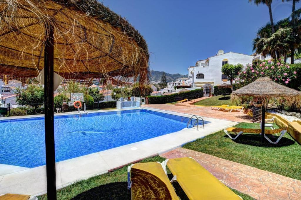 Benalmádena Apartamento amplio, soleado y con vista panorámica a 400 metros de la playa - 1