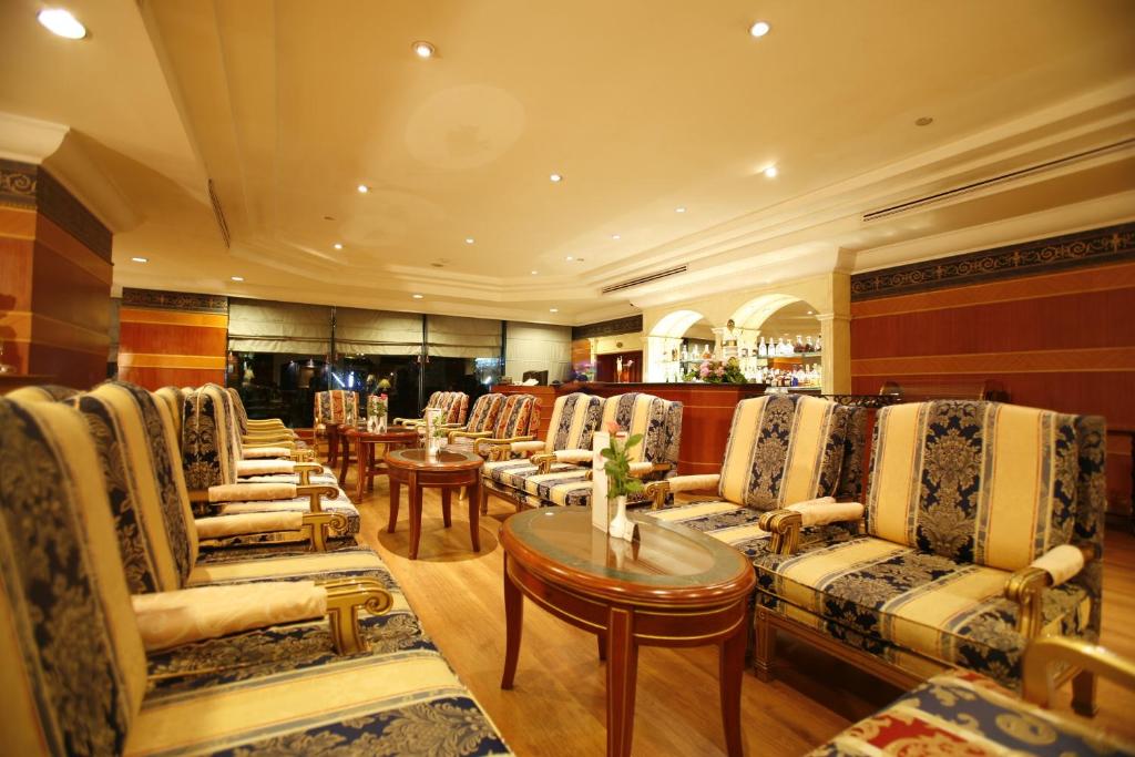 Pub/Lounge