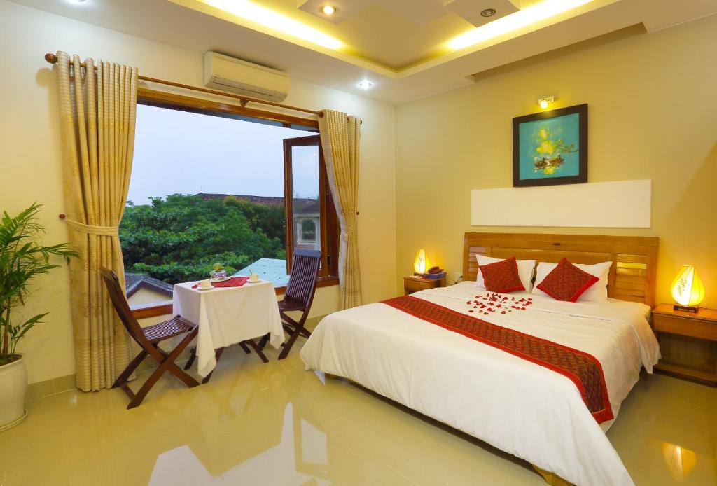 Hoang Thu Hostel