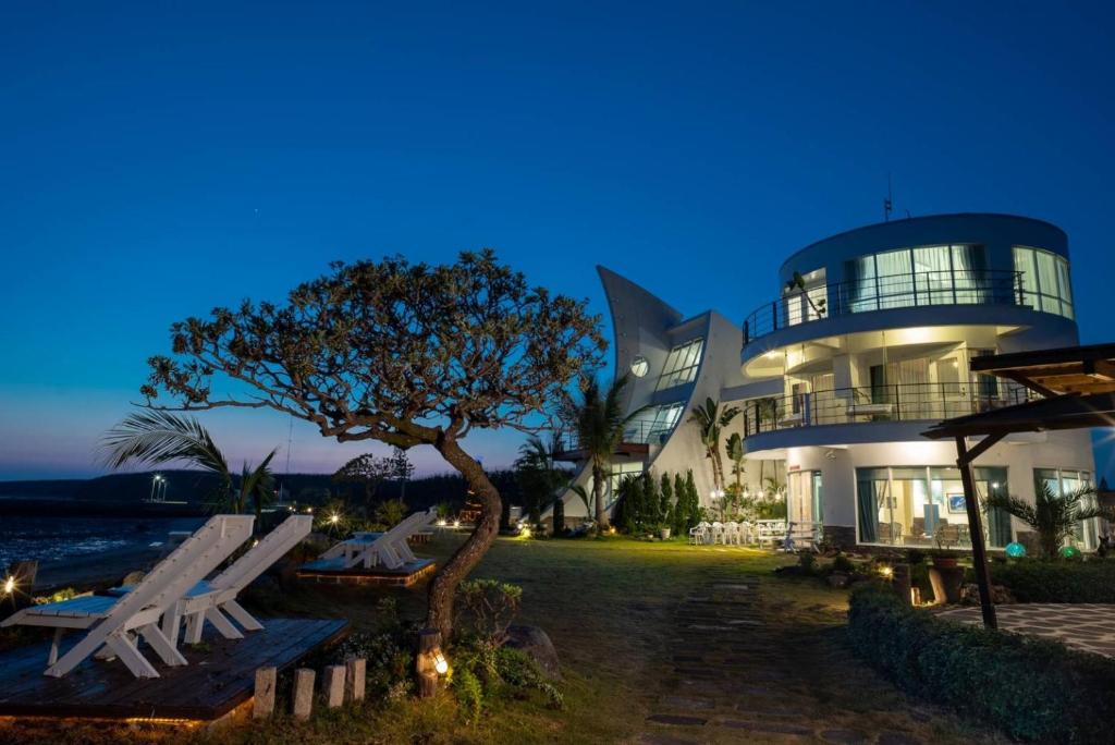 Migrator Intertidal Homestay