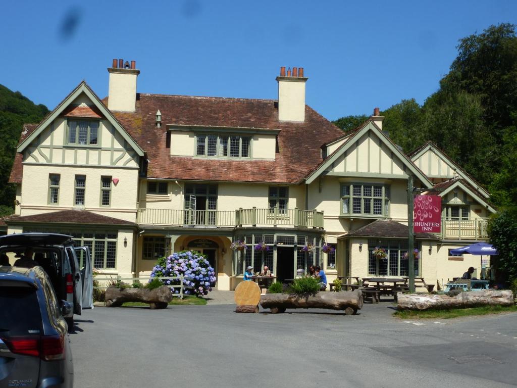 Highfield House photo 3