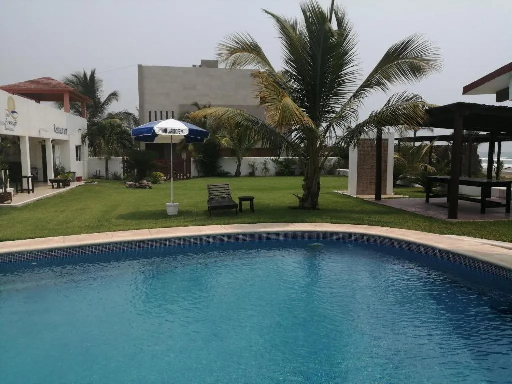 Hotel Arrecife Chachalacas, hotel in Chachalacas