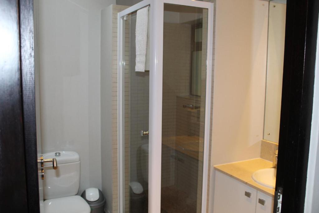 Icon Apartments photo