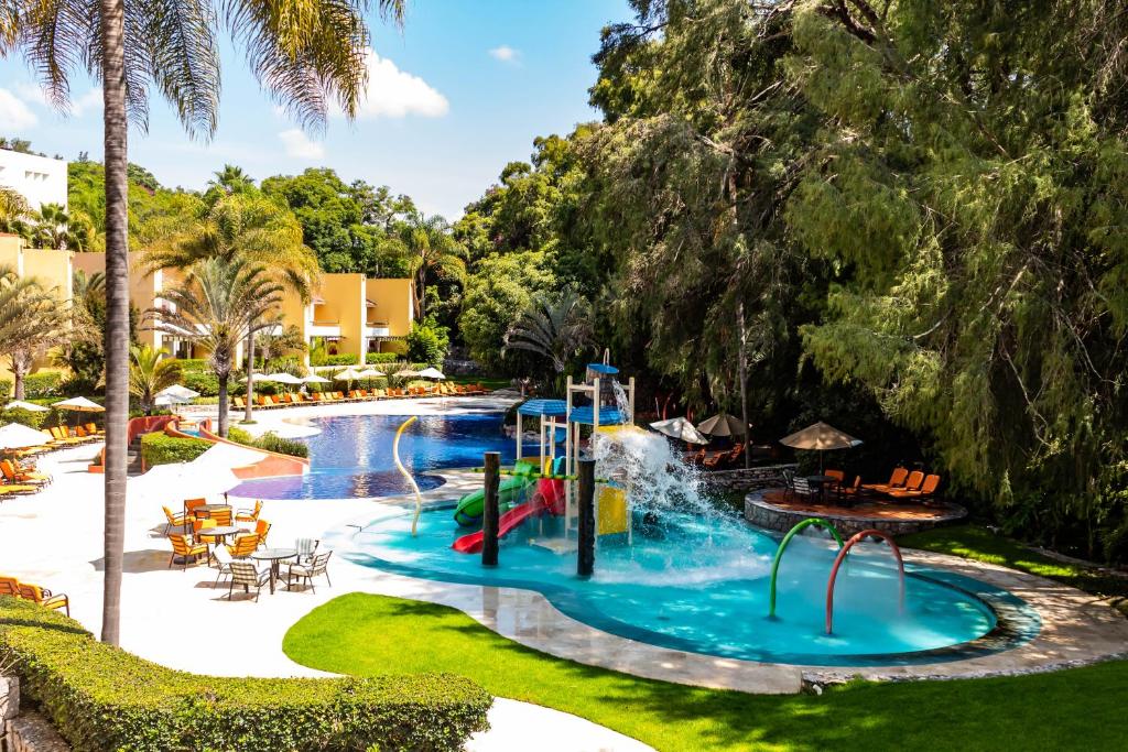 Hotel Rancho San Diego Grand Spa Resort photo