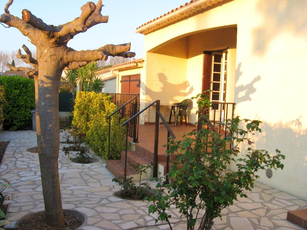 Location Maison Vacances Office Du Tourisme Marseillan Plage Maison de 3 chambres avec piscine privee et jardin clos a Marseillan a 6 km  de la plage, Maison de vacances Marseillan