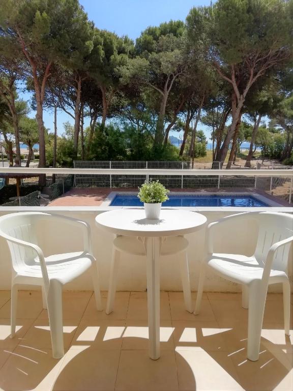 Trill Mirasol B estudio 1a linea mar, L'Estartit