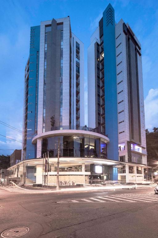 Inntu Hotel, Медельин