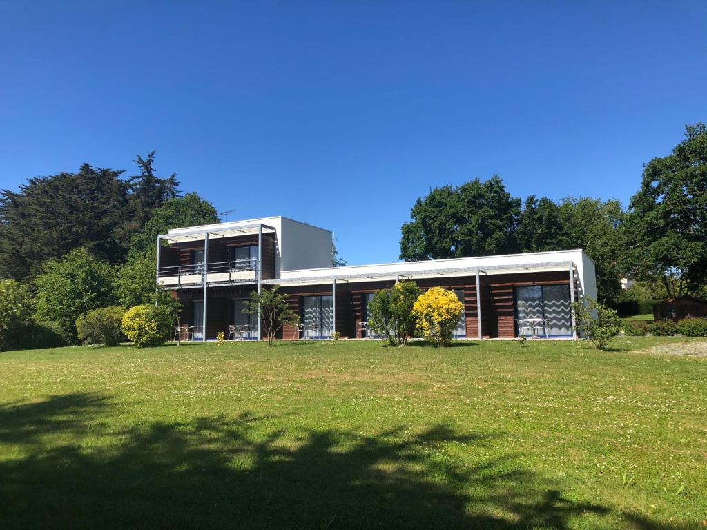Hôtel-Gîtes-Location de vacances Le Trécelin