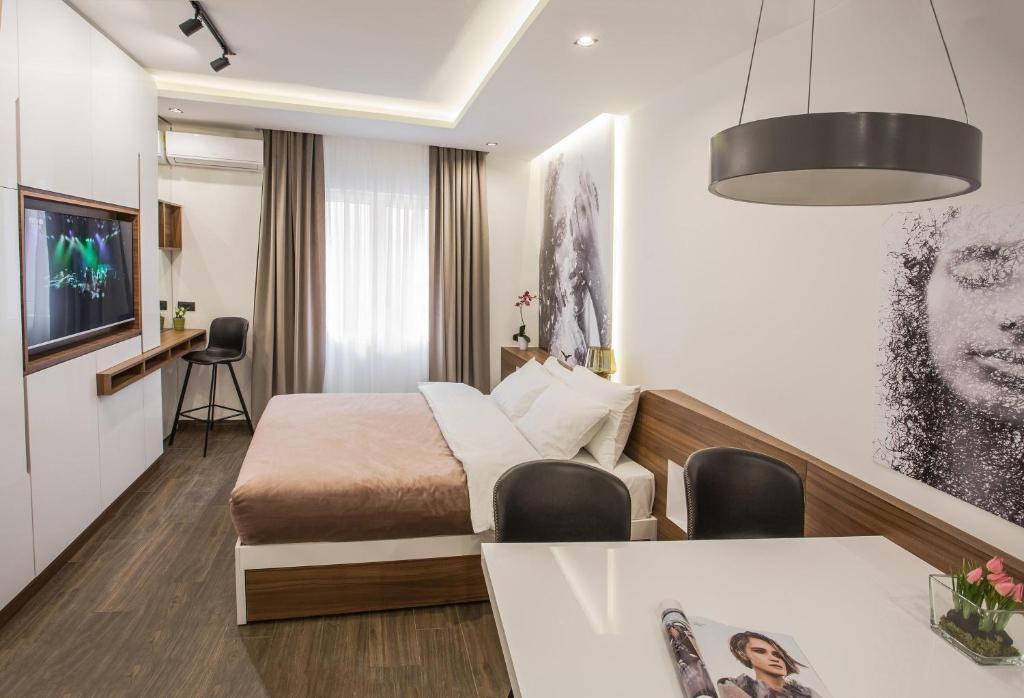 SACHER APARTMENTS photo