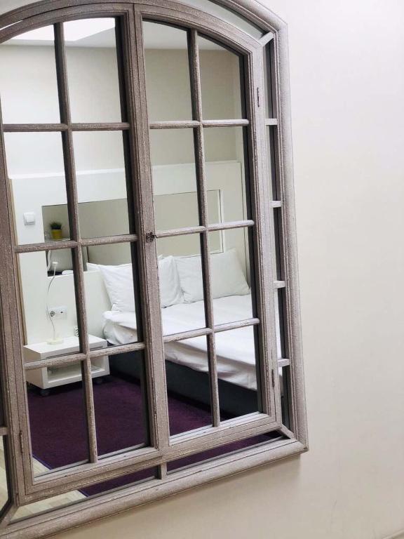 Executive Rooms and Suites Play photo