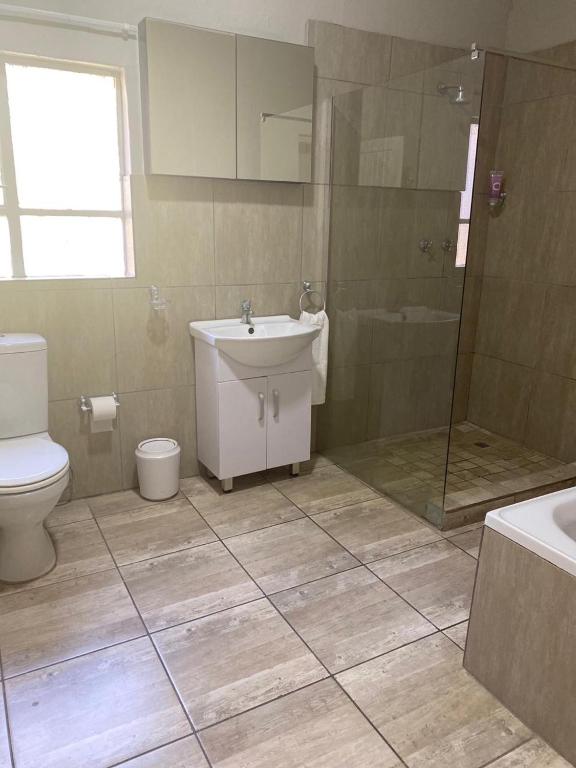 Tamryn Manor Guest House photo