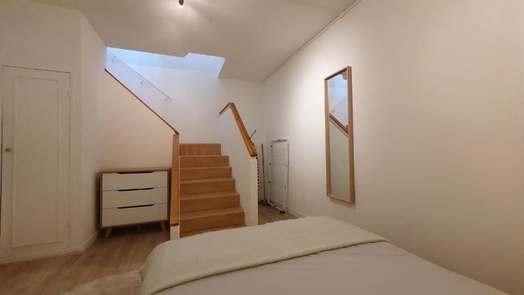 Joli T2- centre ville - Parking gratuit - WIFI - 4