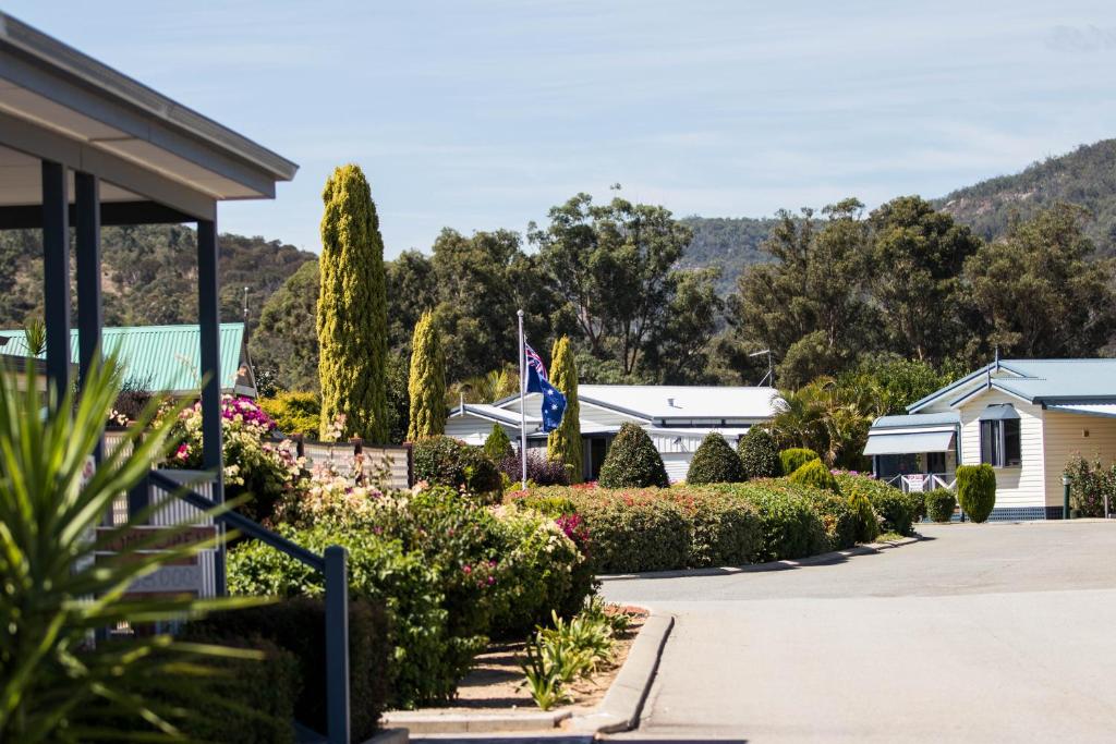 Tasman Holiday Parks - Serpentine Falls 전경
