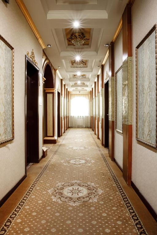 Altyn Adam Hotel 조식 뷔페