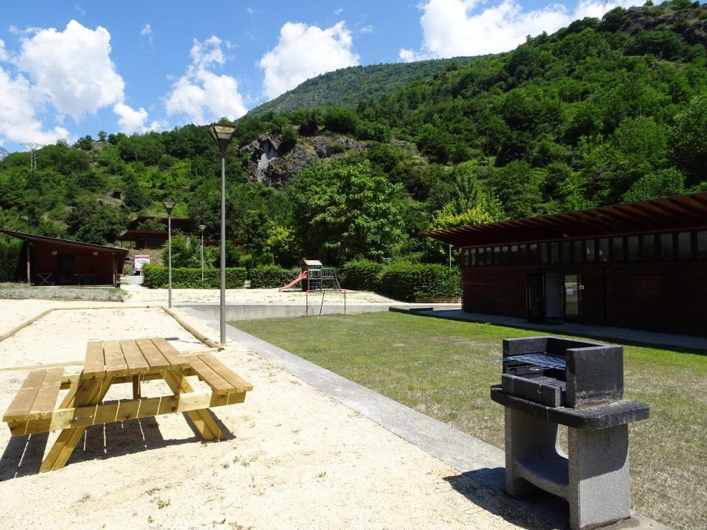 Les Lodges Chalets by Le Marintan - 3