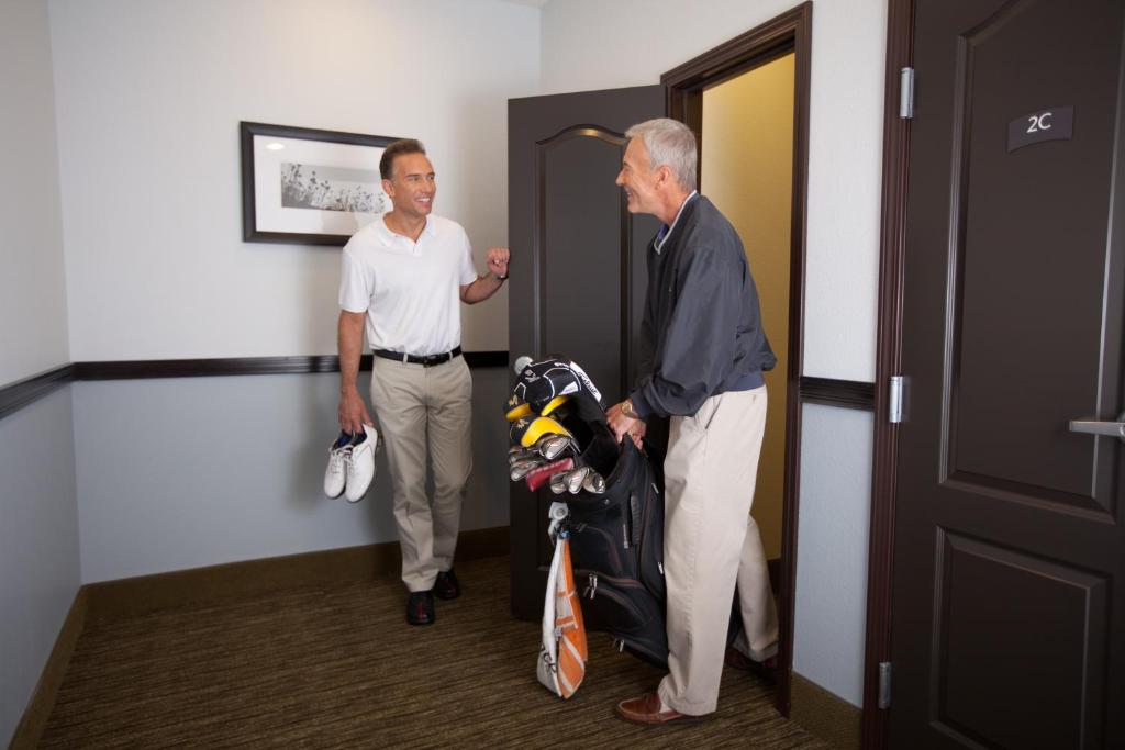 STAYBRIDGE SUITES HOUSTON EAST - BAYTOWN photo