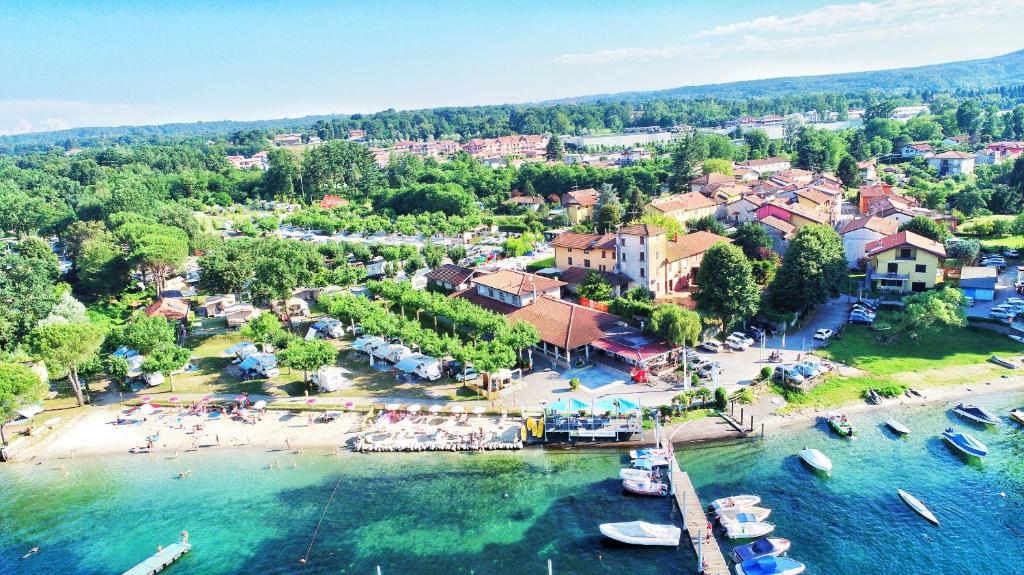 Camping Italia Lido — Hotel in Castelletto sopra Ticino