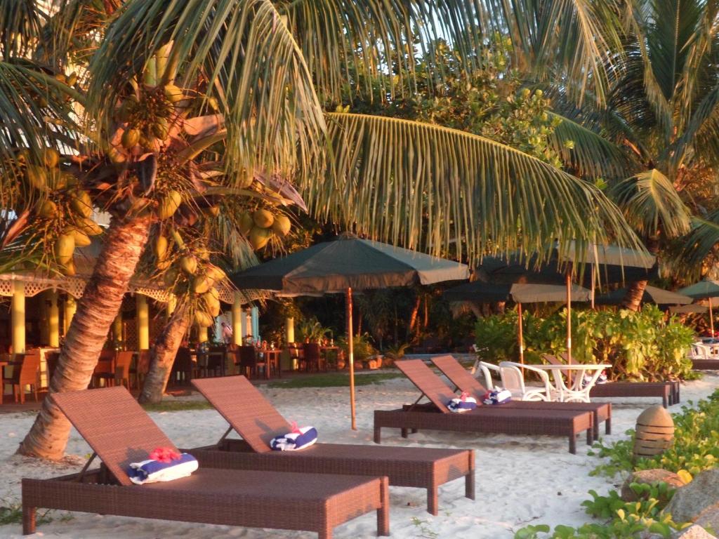 Palm Beach Hotel photo