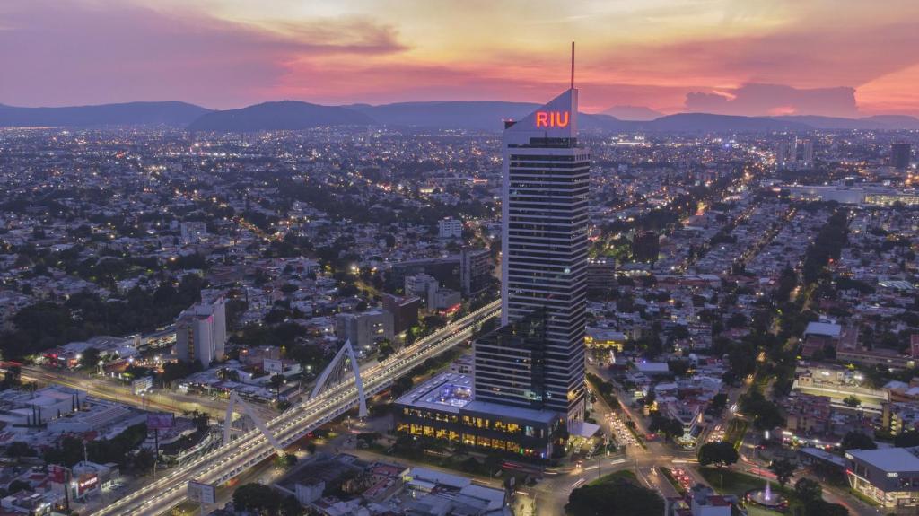 Riu Plaza Guadalajara photo