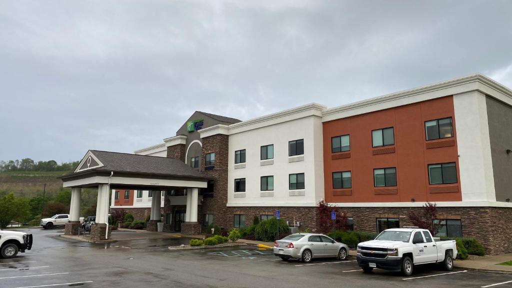 pet friendly hotels in weston wv