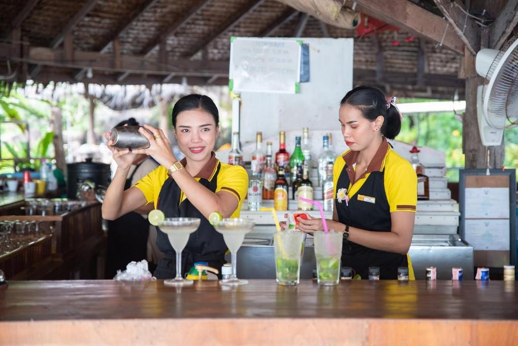 Bar/lounge