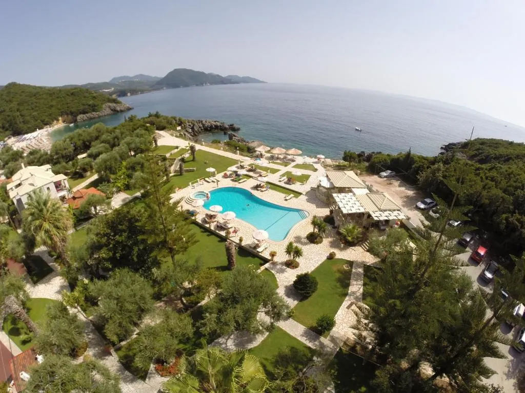 Hotel Mikros Paradisos, hotel en Sivota