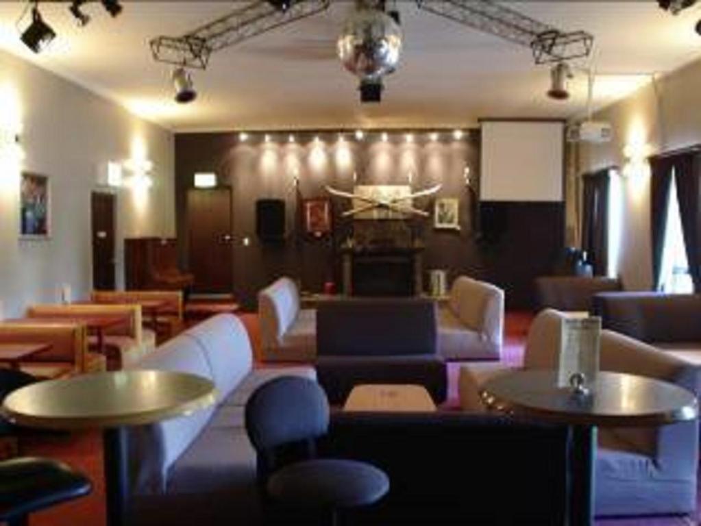 Southern Cross Motor Inn photo