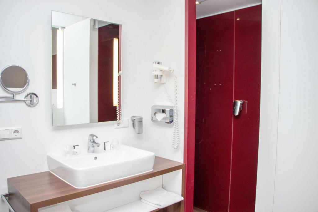 Best Western Plus City Hotel Photo 34